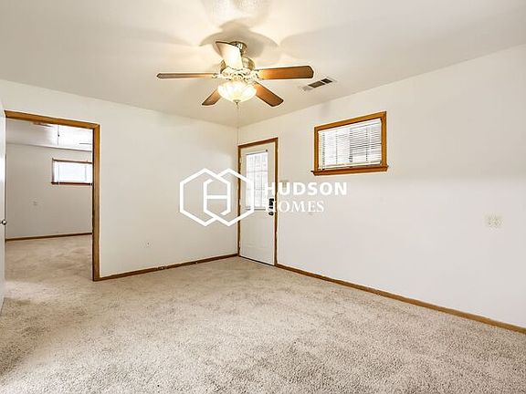 4th image of 100 6th St APT A