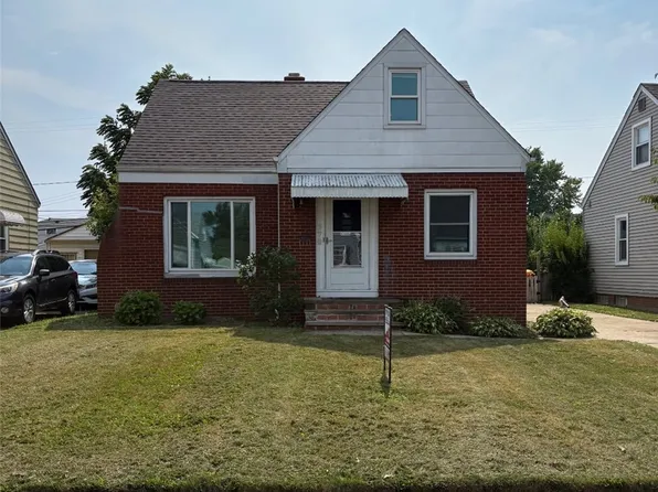270 E 330th St, Willowick, OH 44095