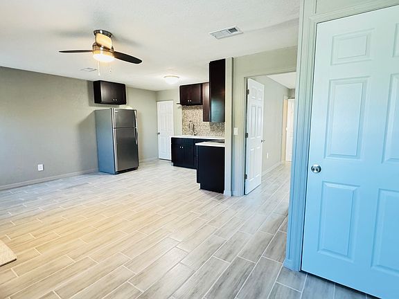 5th image of 901 N Peninsula Dr #901