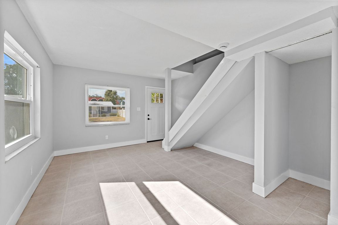 next background image