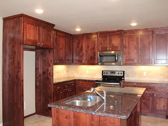 2nd image of 7405 Providence Dr