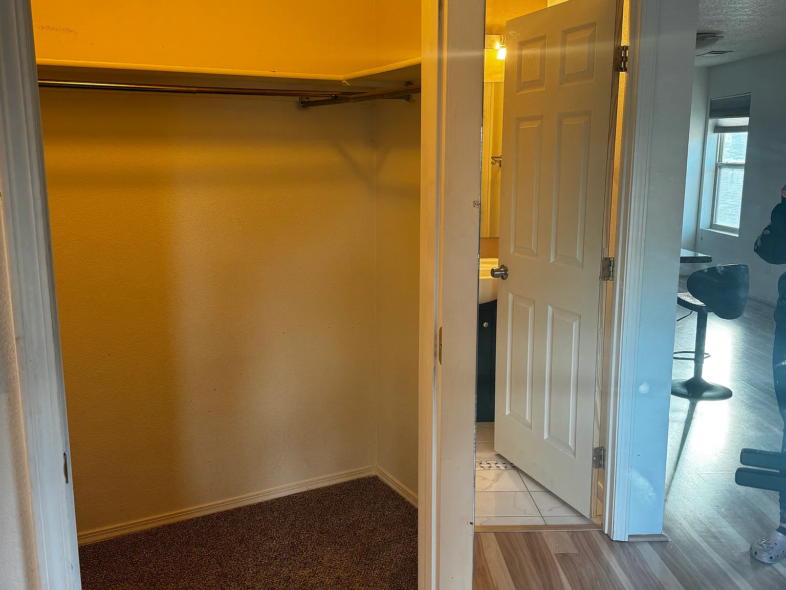 Studio, 700 sqft, $950 — Photo 4