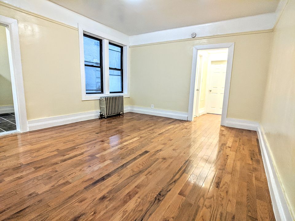 1st image of 14715 Northern Blvd APT 4M