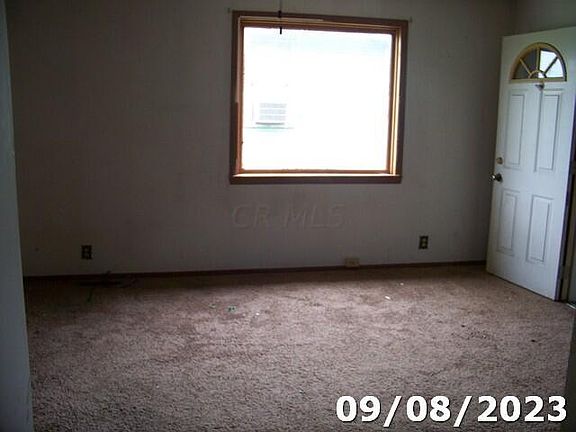 5th image of 368 Avondale Ave