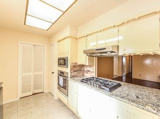 9407 Sharpview Dr, Houston, TX 77036