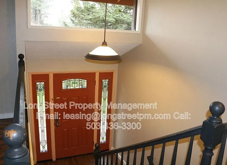 1692 SW Reed Pl — Photo 4