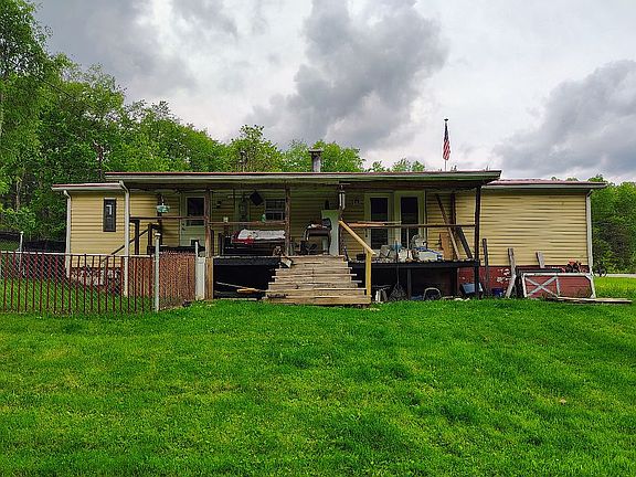 2nd image of 42460 Mount Hope Rd