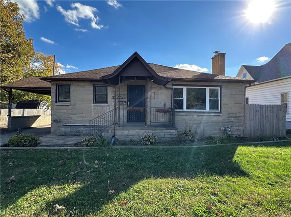 212 W 14th St, Tilton, IL 61833
