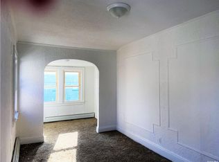 24 Wyoming Ave, Long Beach, NY 11561