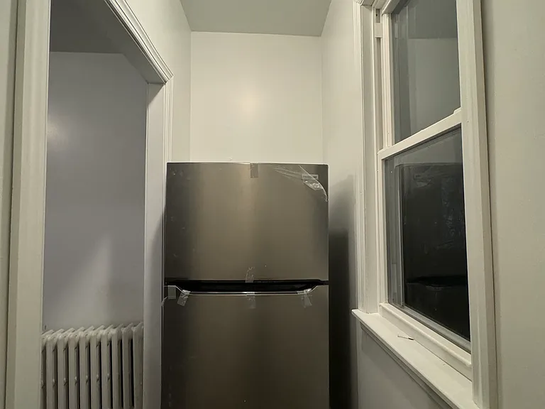 Astor Pl — Photo 5