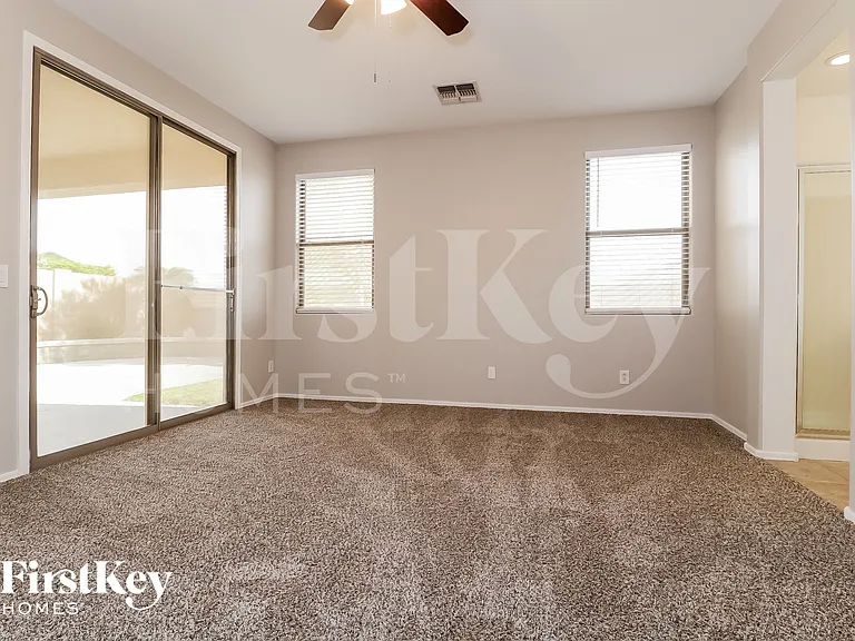23781 W Hammond Ln — Photo 8