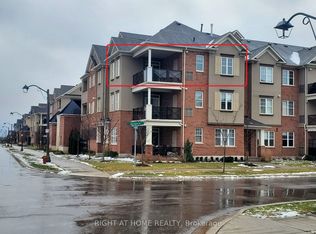 272 Georgian Dr #301, Oakville, ON L6H 0K4