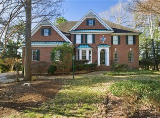 20480 W Creek Pl, Smithfield, VA 23430