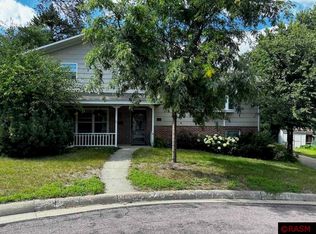 1021 Allison Ln, Saint Peter, MN 56082