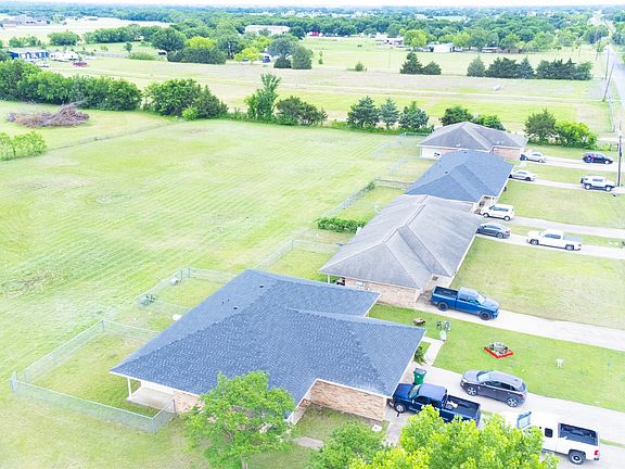 2nd image of 600 Pratt Rd