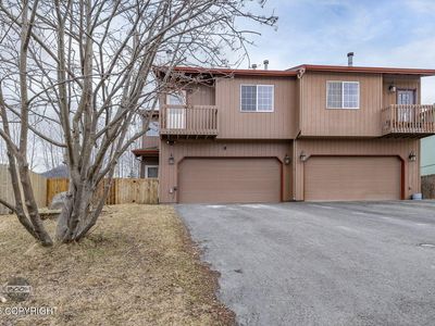 11933 Town Park Cir, Eagle River, AK, 99577