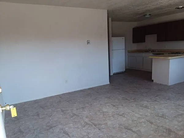 310 E Comanche St #D — Photo 12