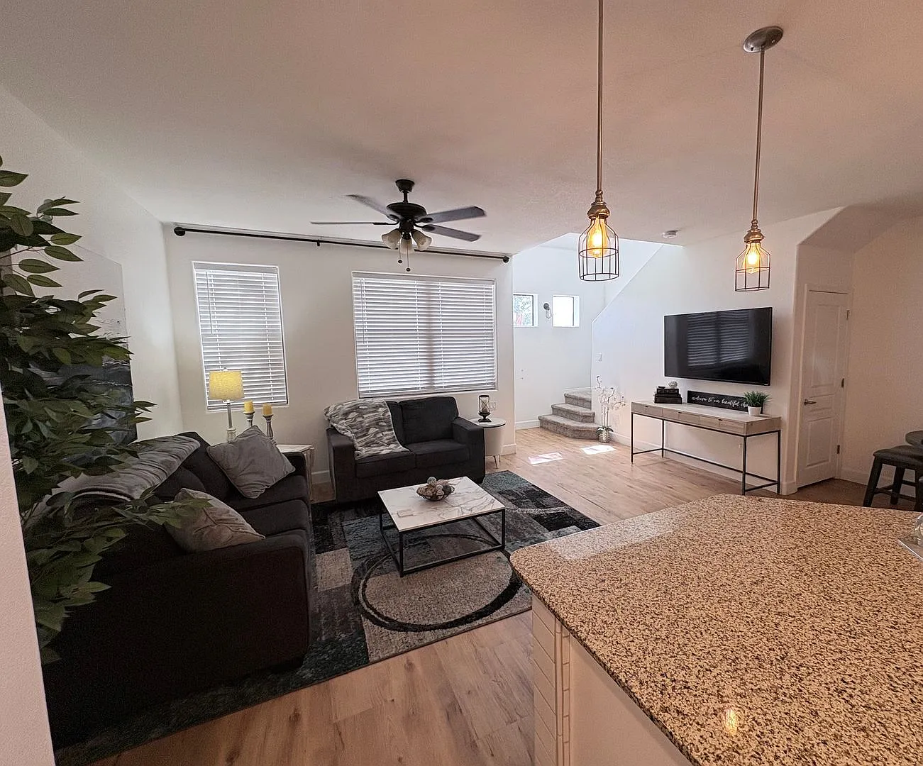 Modern Luxury Living in the Heart of Chandler — Photo 3