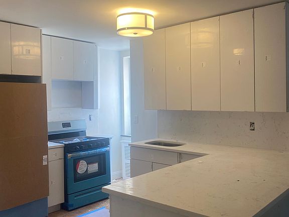 5th image of 20516 42nd Ave APT 1