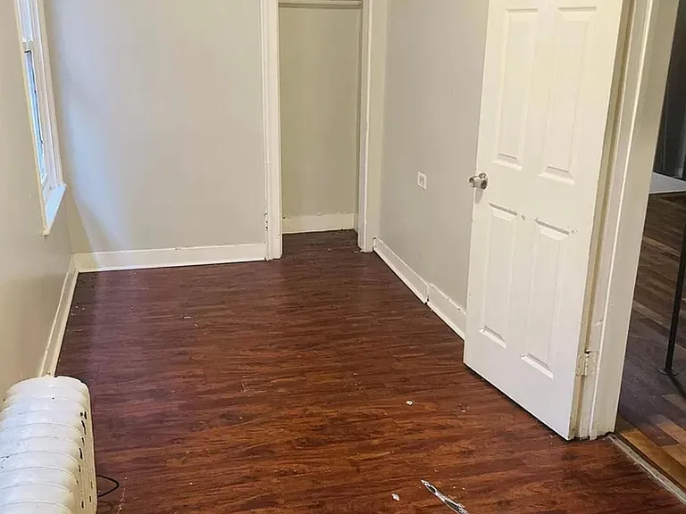 178 N Lake Ave #2 — Photo 4