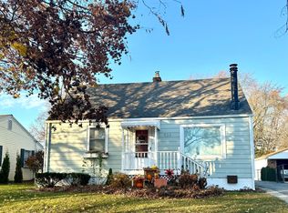 928 W 3rd St, Rochester, MI 48307