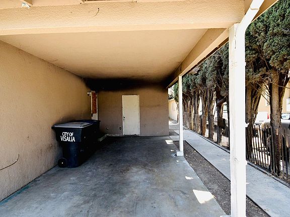 4th image of 1534 S Central St