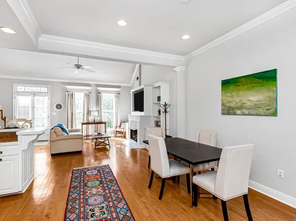 9314 Pine Cone Ct, Baton Rouge, LA 70809