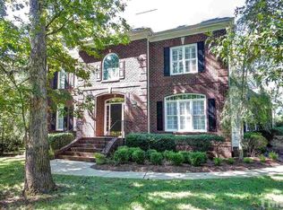 5648 Thistleton Ln, Raleigh, NC 27606