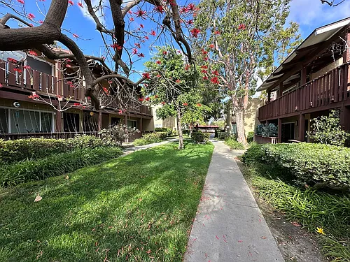 1000 W Macarthur Blvd #130 Photo 1 1000 W Macarthur Blvd #130 Photo 1
