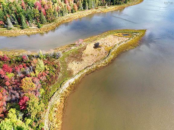 4th image of 886 Pugwash River Rd