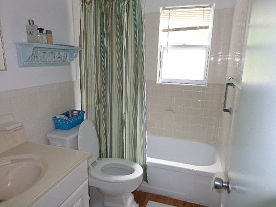 5th image of 5075 N Beach Rd #B4