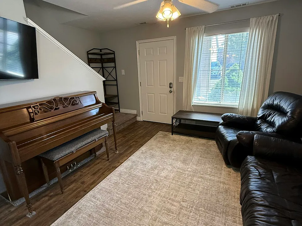 1763 N 425 W #101