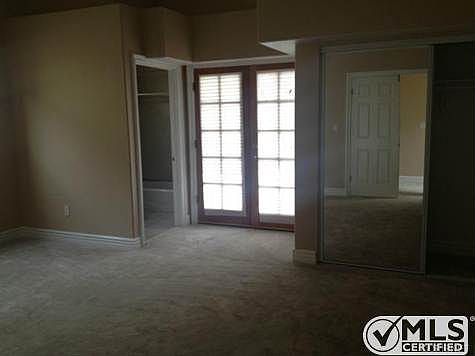 5th image of 1222 N Wilmington Blvd