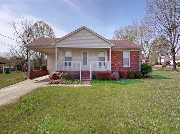 7307 Lansdowne Pl, Thomasville, NC 27360