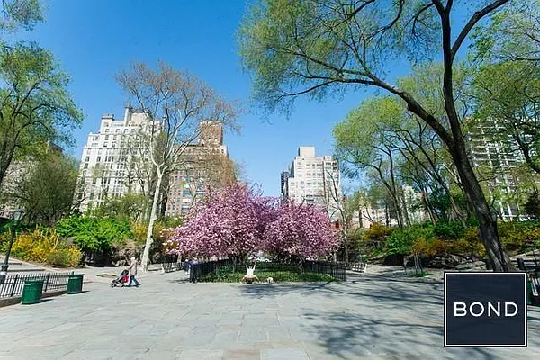 Rented by Bond New York | media 16