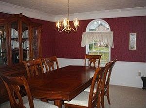5th image of 123 Woodbine Dr