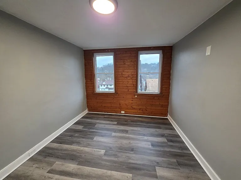 505 Harker St — Photo 12