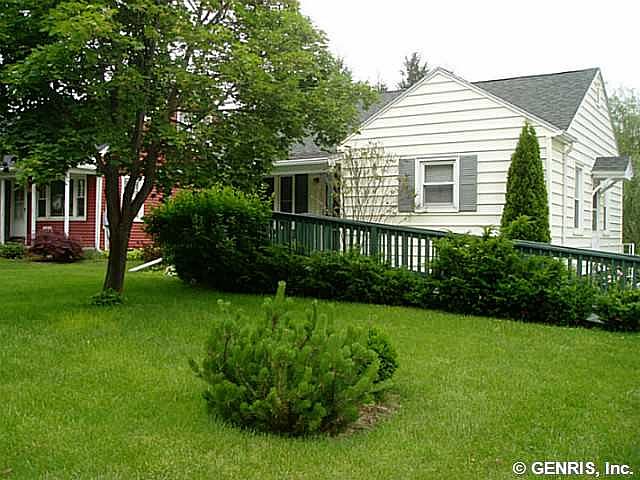 2nd image of 149 Landon Ave