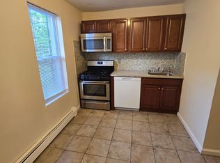 166 Highland Ave #201, Jersey City, NJ 07306