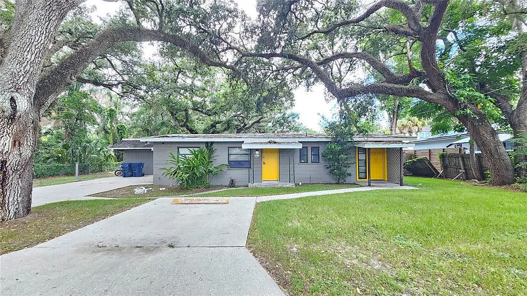 3 bed, 2.0 bath, 1400 sqft, $3,500 — Photo 1