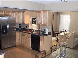 3rd image of 351 Glen Meadow Ct