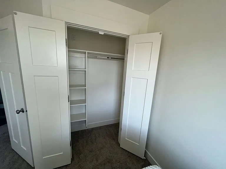 920 S 25 E #H15 — Photo 5