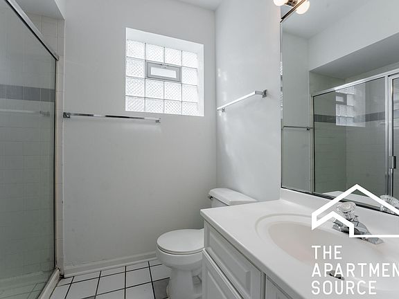5th image of 2901 N Hoyne Ave #1F