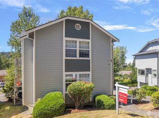 809 & 811 Blueberry Ln, Bellingham, WA 98229