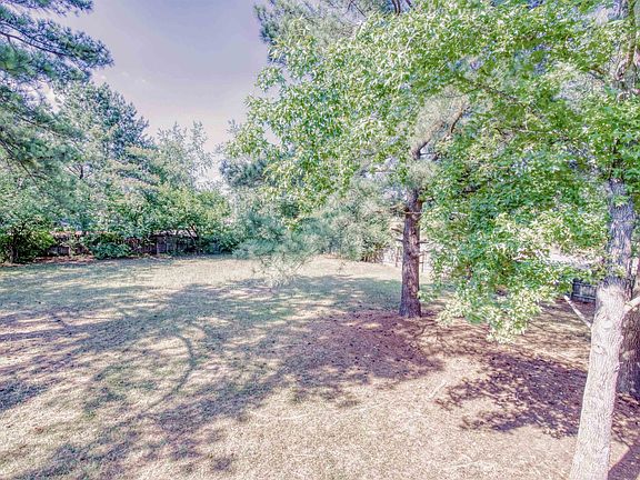 4th image of 209 Bayberry Ln