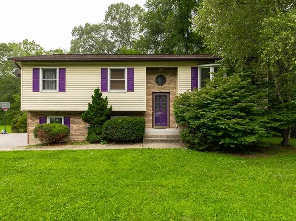 15 Shady Brook Lane, Hopewell Junction, NY 12533