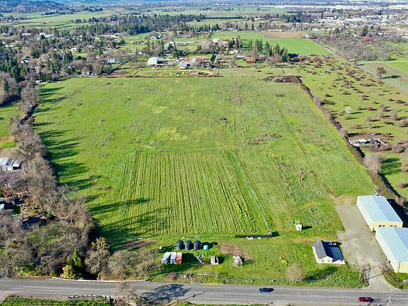 5th image of 3060 S Stage Rd