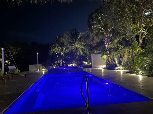 17183 Coral Dr, Sugarloaf Key, FL 33042
