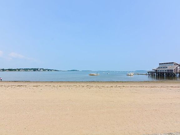 2nd image of 623 Quincy Shore Dr APT 6