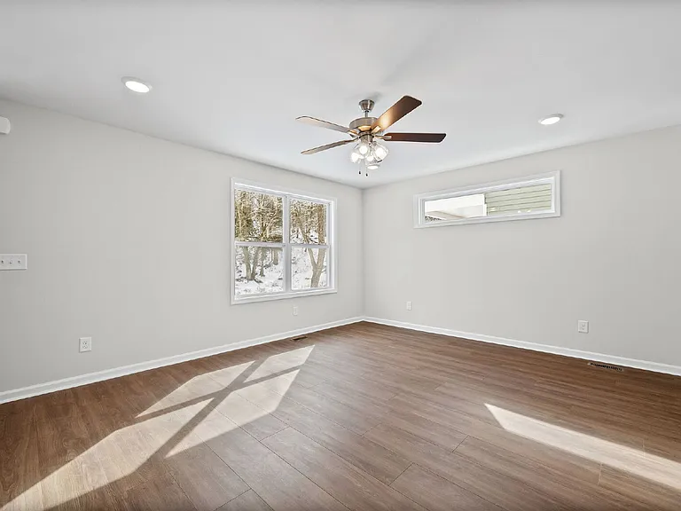 839 Cumberland Dr — Photo 4